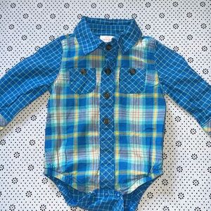 🛍 CUTE LITTLE BABIES LONG SLEEVE ONESIE SIZE 0-3 MONTHS 🛍